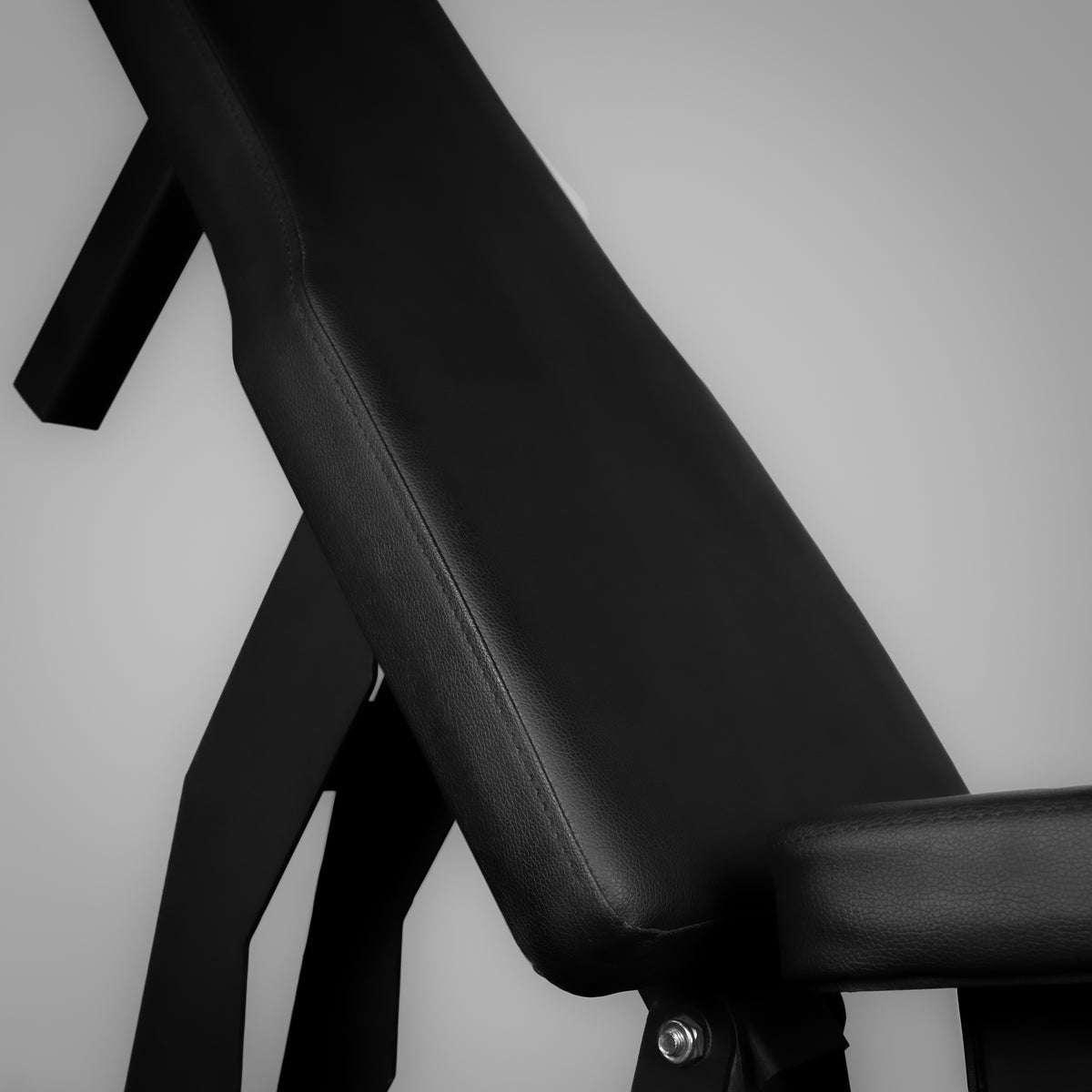Banco de Musculación Comercial GYMSETS con Tres Patas